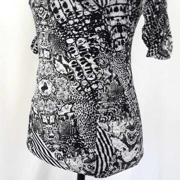 Style & Co Black & White Ruched Sleeve Stretch Top - Picture 9 of 13
